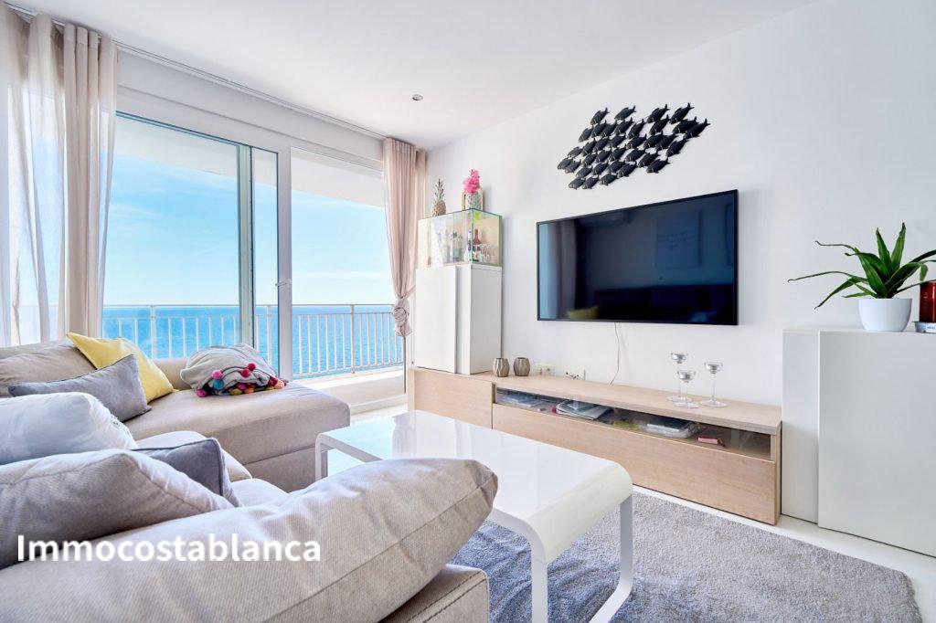 4 room apartment in Torrevieja, 330,000 €, photo 1, listing 17036256