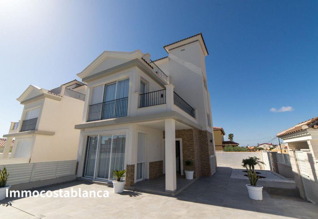 Villa in Torrevieja, 173 m², 599,000 €, photo 6, listing 74414496