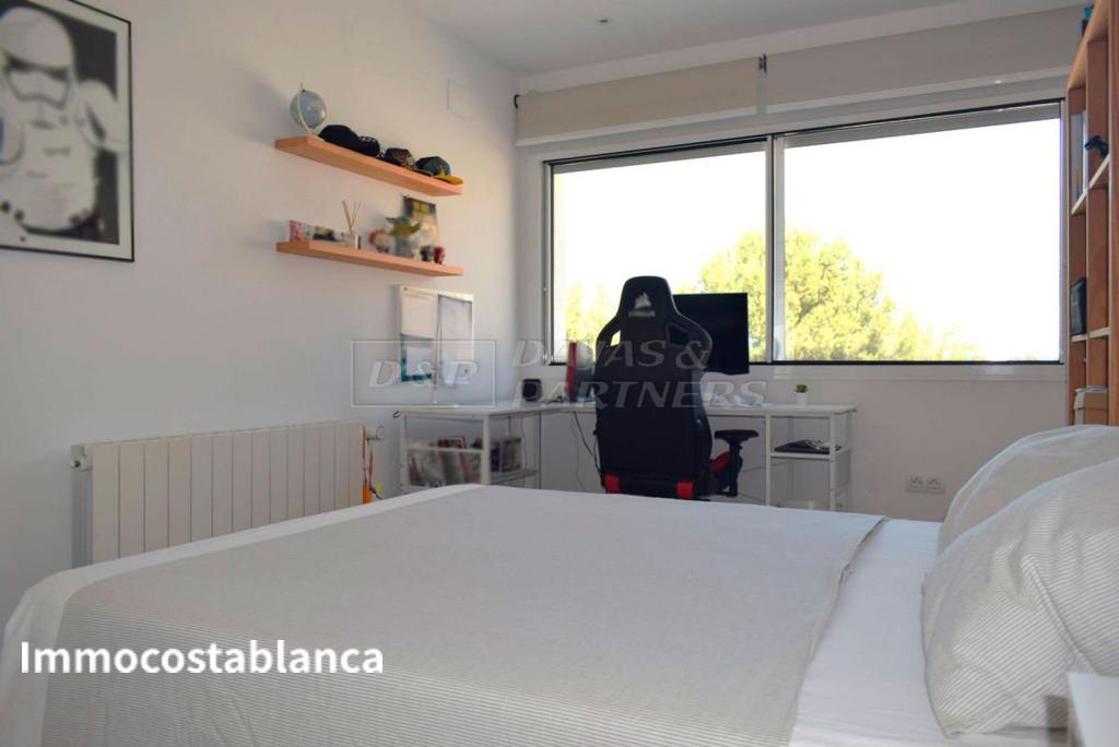 Townhome in L'Alfàs del Pi, 210 m², 680,000 €, photo 4, listing 73055456