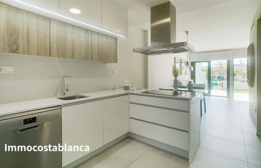 Apartment in Torre de la Horadada, 102 m², 275,000 €, photo 1, listing 11772096