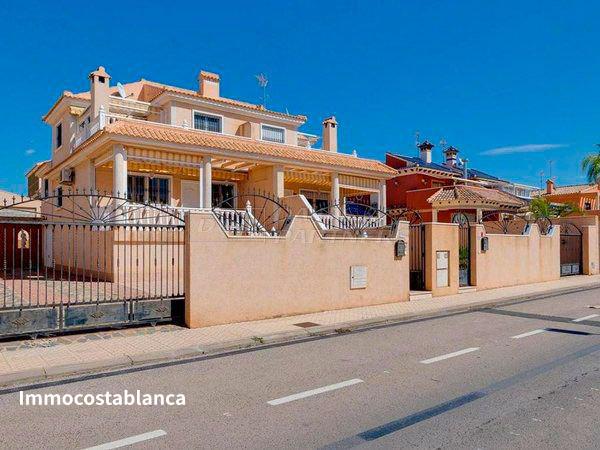 Townhome in Torrevieja, 170 m², 350,000 €, photo 10, listing 13737136