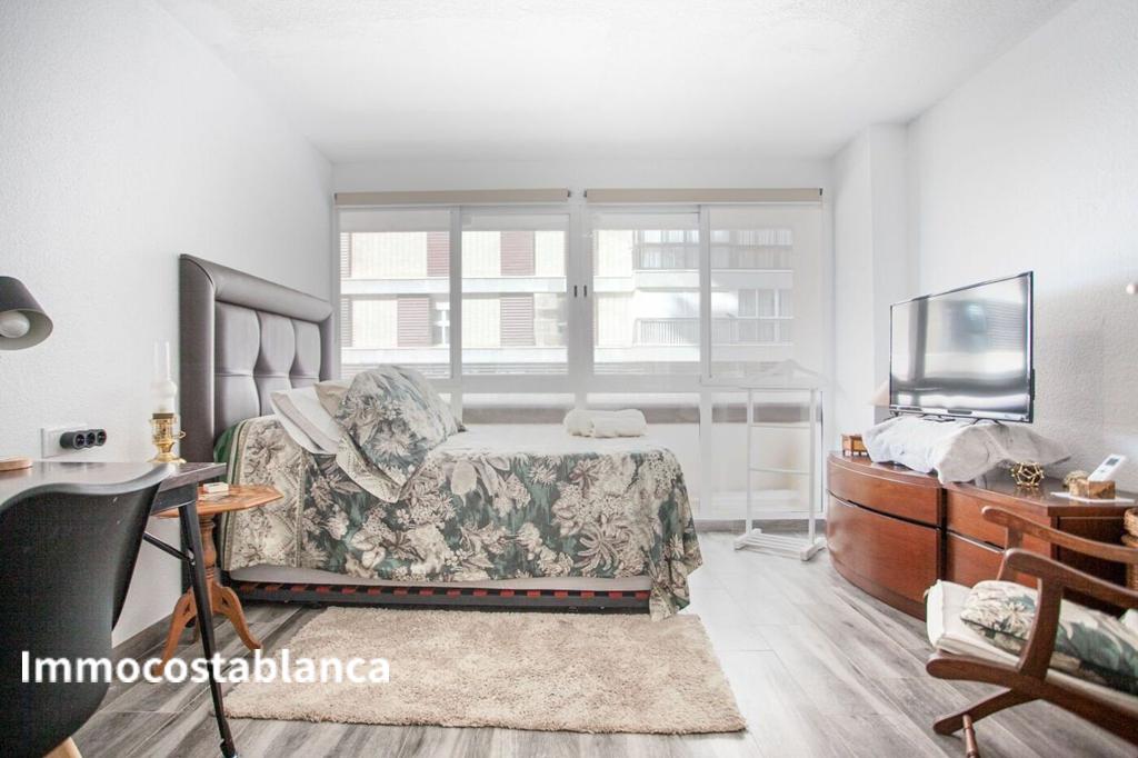 Apartment in Alicante, 131 m², 280,000 €, photo 3, listing 57610016