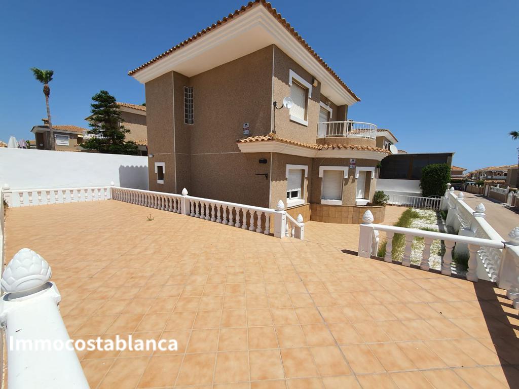 Villa in Torrevieja, 125 m², 185,000 €, photo 2, listing 15319848