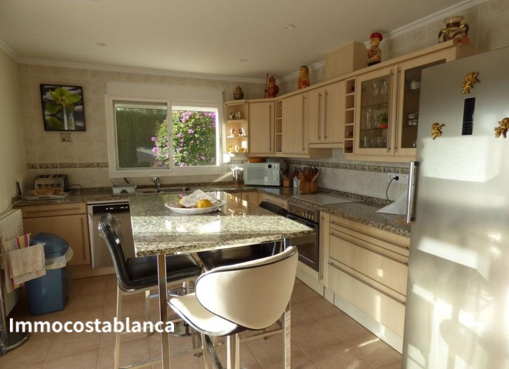 Detached house in Alicante, 175 m², 270,000 €, photo 1, listing 50845056