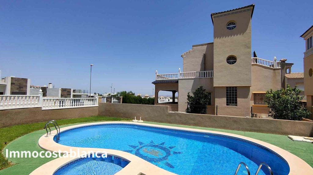 Villa in Villamartin, 207 m², 285,000 €, photo 1, listing 75710656