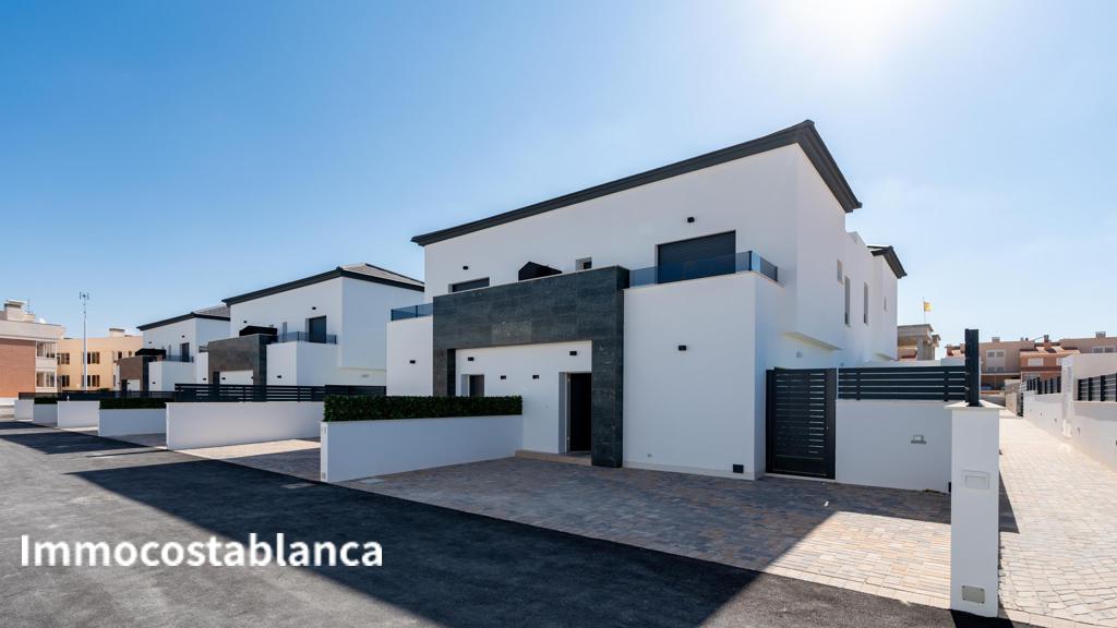 Villa in Gran Alacant, 122 m², 350,000 €, photo 1, listing 71747616