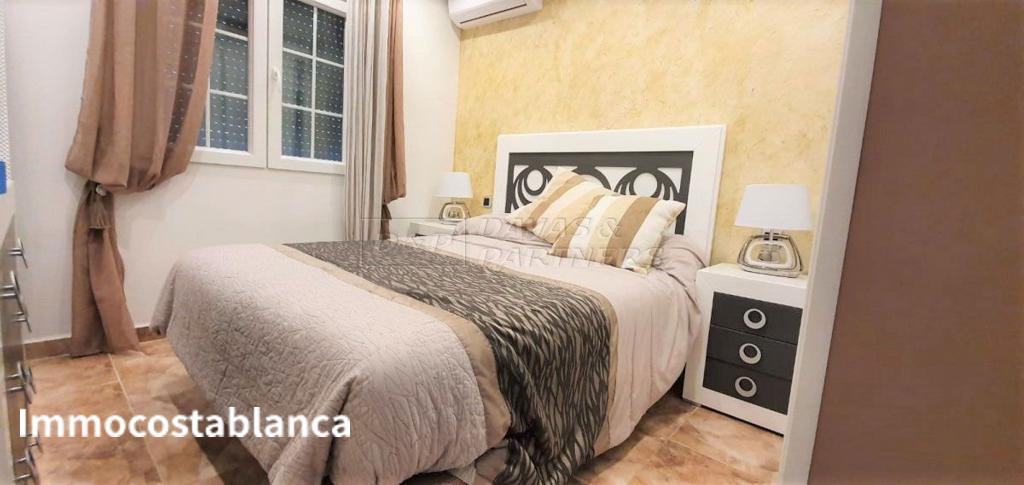 Villa in Torrevieja, 160 m², 390,000 €, photo 9, listing 72255376