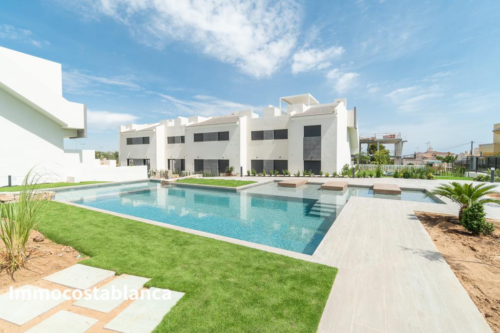 Detached house in Torrevieja, 74 m², 340,000 €, photo 1, listing 69017216