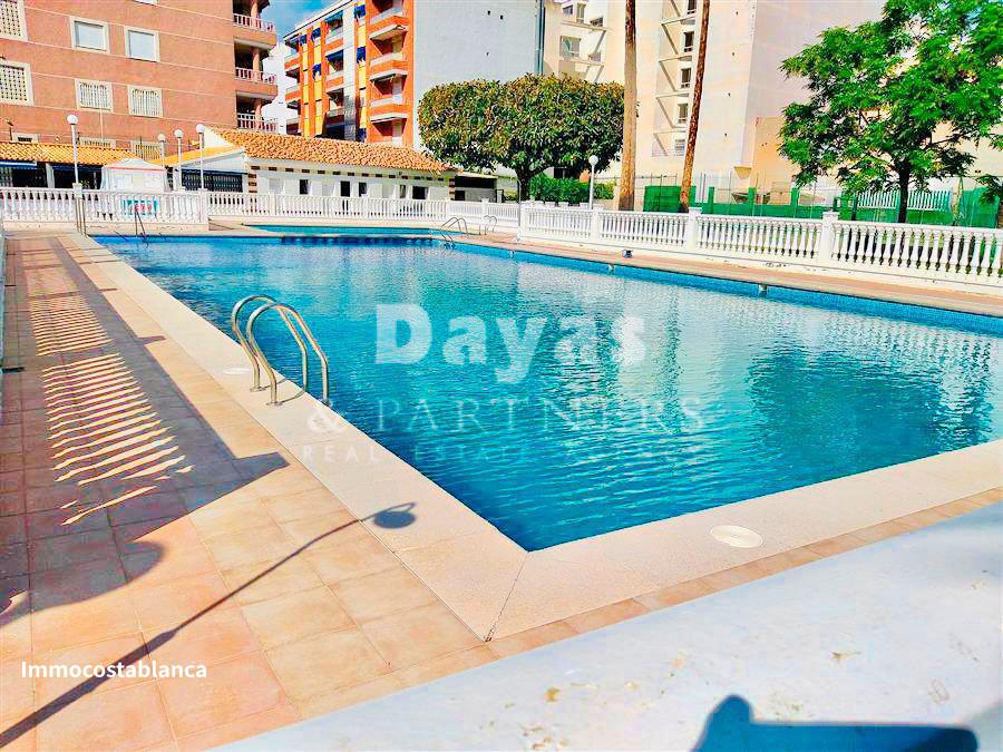 Apartment in Torrevieja, 219 m², 370,000 €, photo 3, listing 2040976