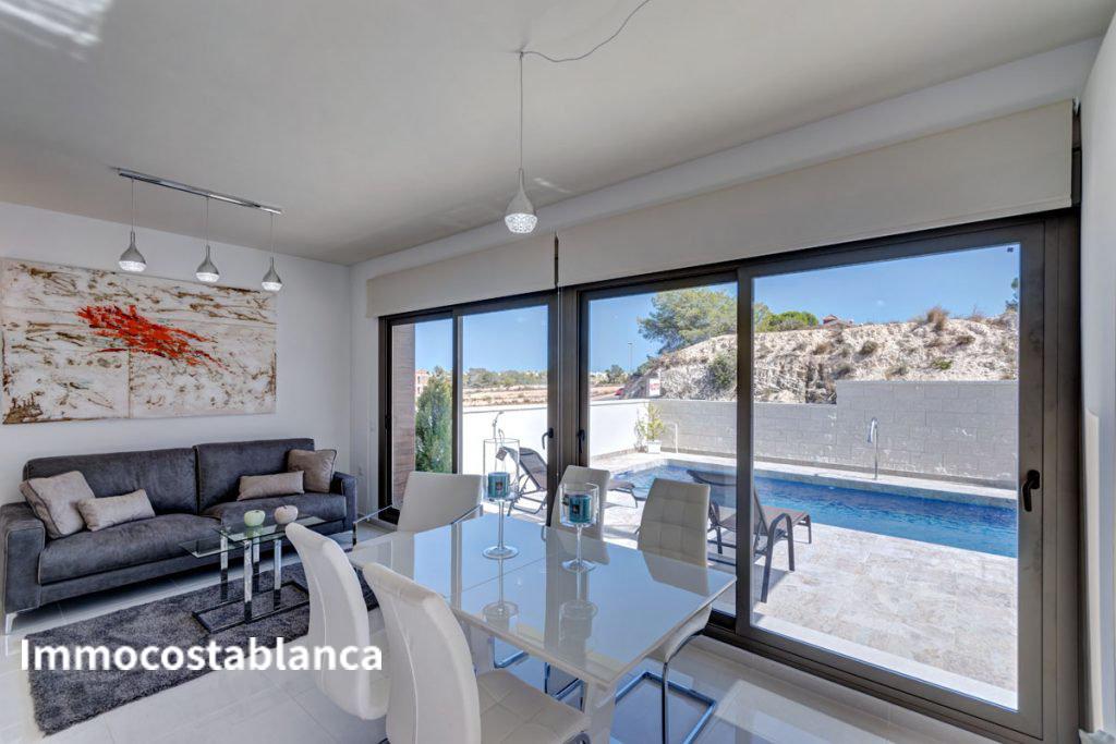 4 room villa in San Miguel de Salinas, 195 m², 435,000 €, photo 2, listing 11604016
