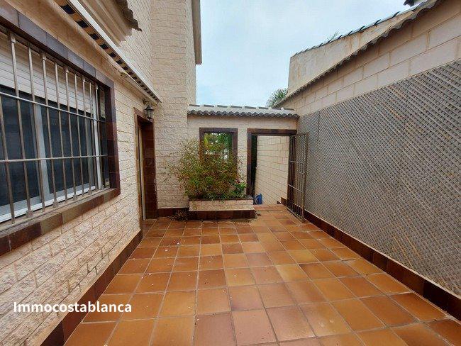 Villa in Pilar de la Horadada, 361 m², 550,000 €, photo 4, listing 4509616