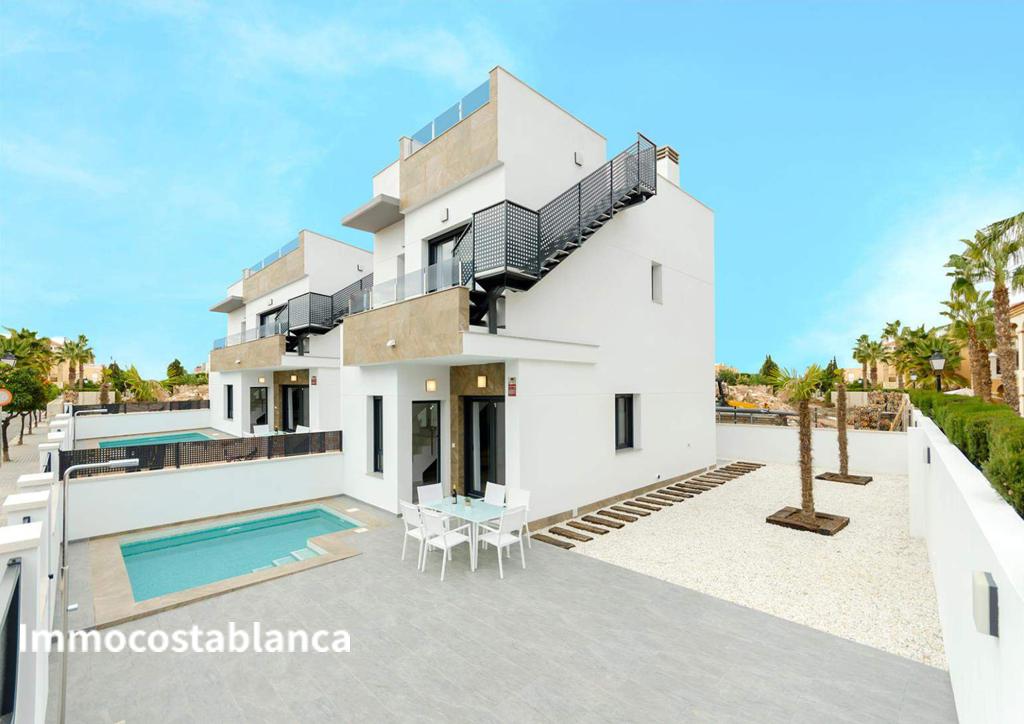 Villa in Torrevieja, 149 m², 380,000 €, photo 1, listing 16285056