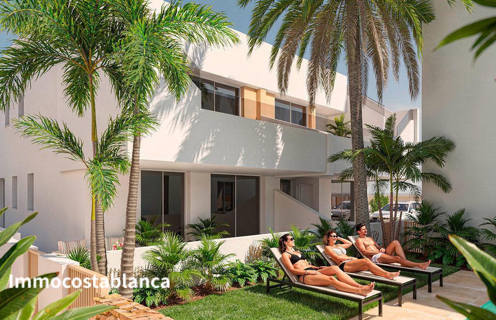 Apartment in Pilar de la Horadada, 84 m², 285,000 €, photo 1, listing 32667616