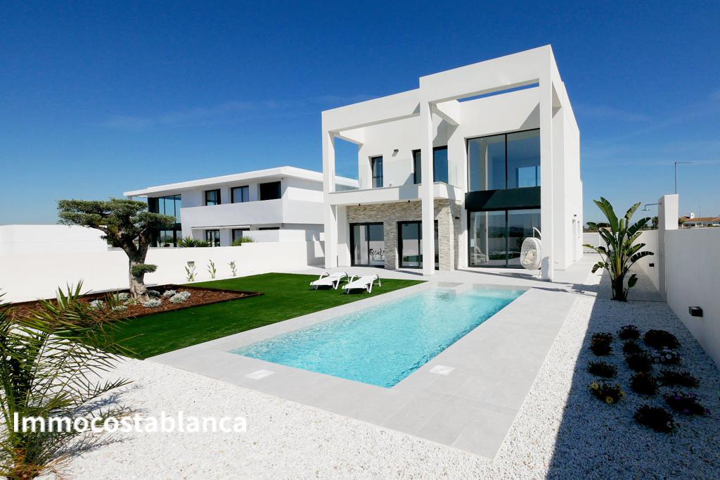 4 room villa in Ciudad Quesada, 245 m², 499,000 €, photo 1, listing 47074248