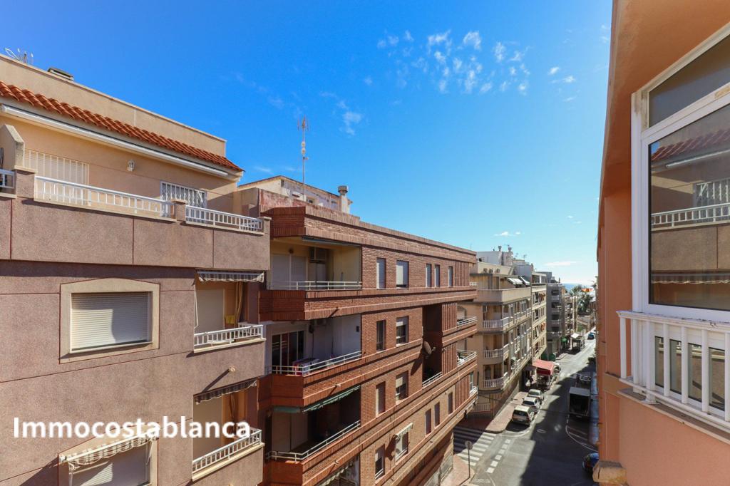 Apartment in Torrevieja, 115 m², 159,000 €, photo 2, listing 29014656