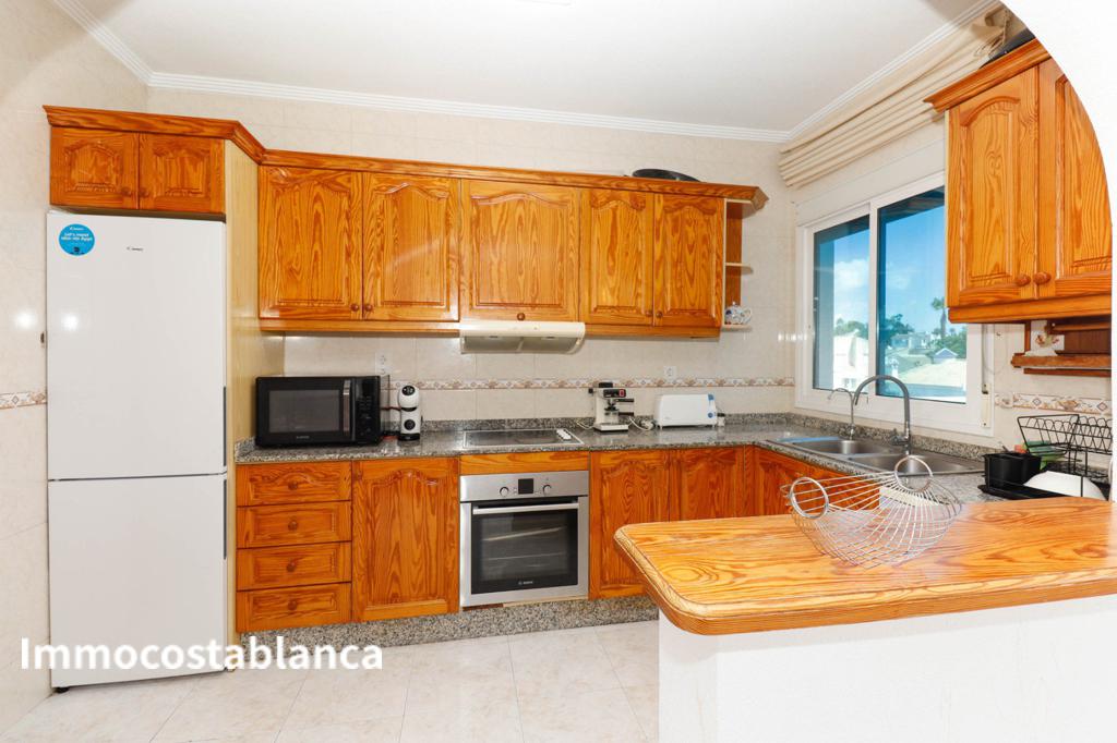 Villa in Torrevieja, 210 m², 394,000 €, photo 6, listing 70223456