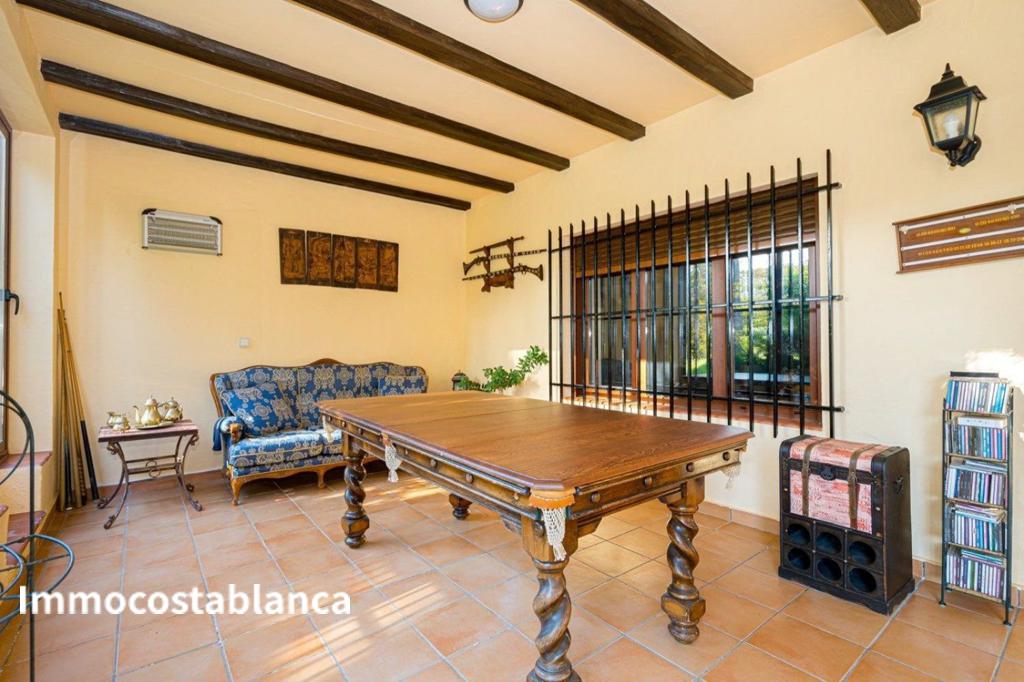 Villa in Pedreguer, 699,000 €, photo 1, listing 5084176