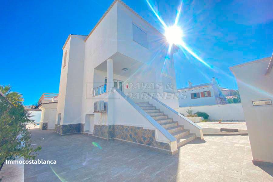 Villa in Torrevieja, 330 m², 695,000 €, photo 1, listing 6570656