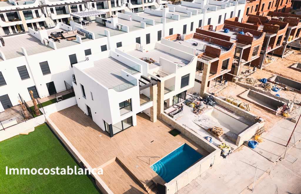Villa in Punta Prima, 121 m², 700,000 €, photo 2, listing 65572336