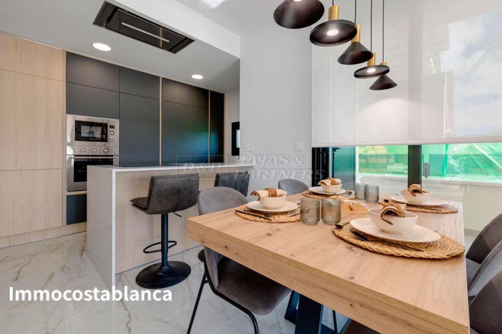 Apartment in Dehesa de Campoamor, 70 m², 295,000 €, photo 1, listing 16763456