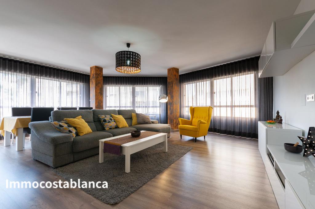 Apartment in Torrevieja, 164 m², 220,000 €, photo 3, listing 5641448