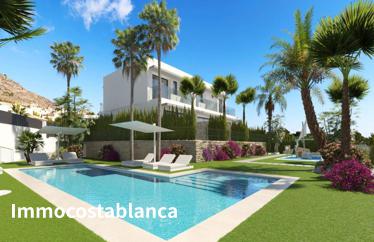 Terraced house in Finestrat, 180 m²