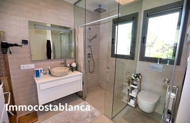 Villa in Orihuela Costa