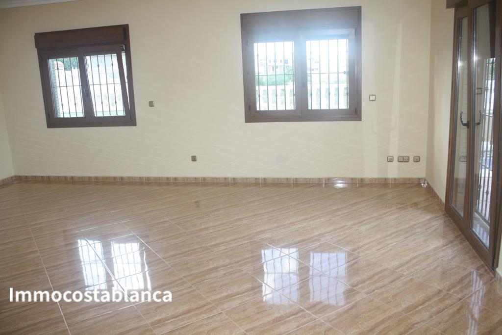 Villa in Torrevieja, 319 m², 550,000 €, photo 10, listing 18135536