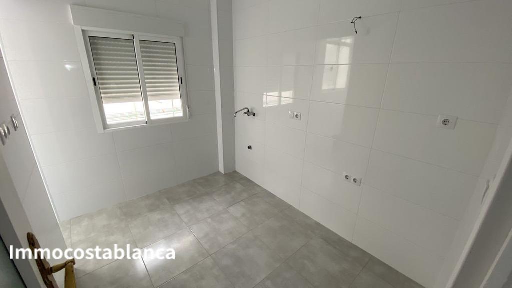 Apartment in Torrevieja, 89 m², 115,000 €, photo 1, listing 13564016
