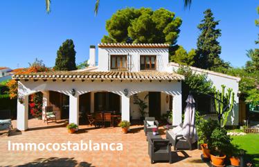 Villa in Dehesa de Campoamor, 250 m²