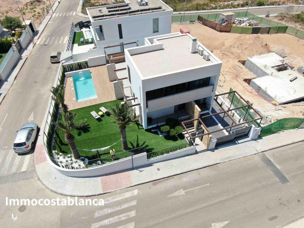 5 room villa in Dehesa de Campoamor, 196 m², 910,000 €, photo 2, listing 73954496