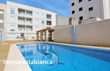3 room apartment in Torrevieja, 90 m²