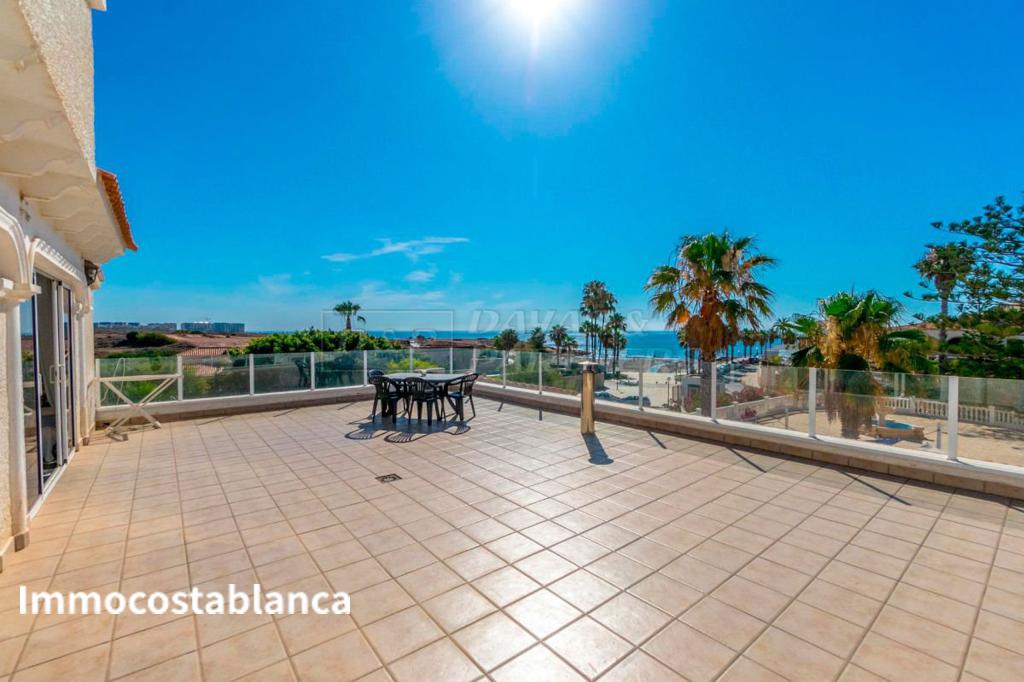 Villa in Dehesa de Campoamor, 135 m², 1,000,000 €, photo 1, listing 39406656