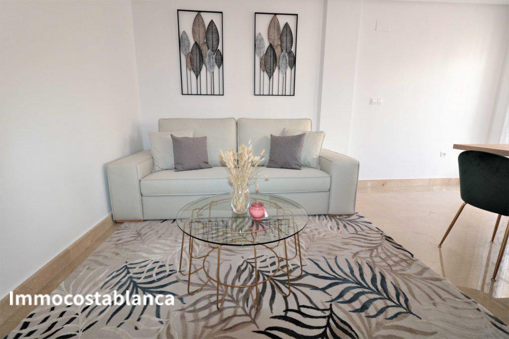 4 room apartment in Torrevieja, 127 m², 157,000 €, photo 2, listing 40488256