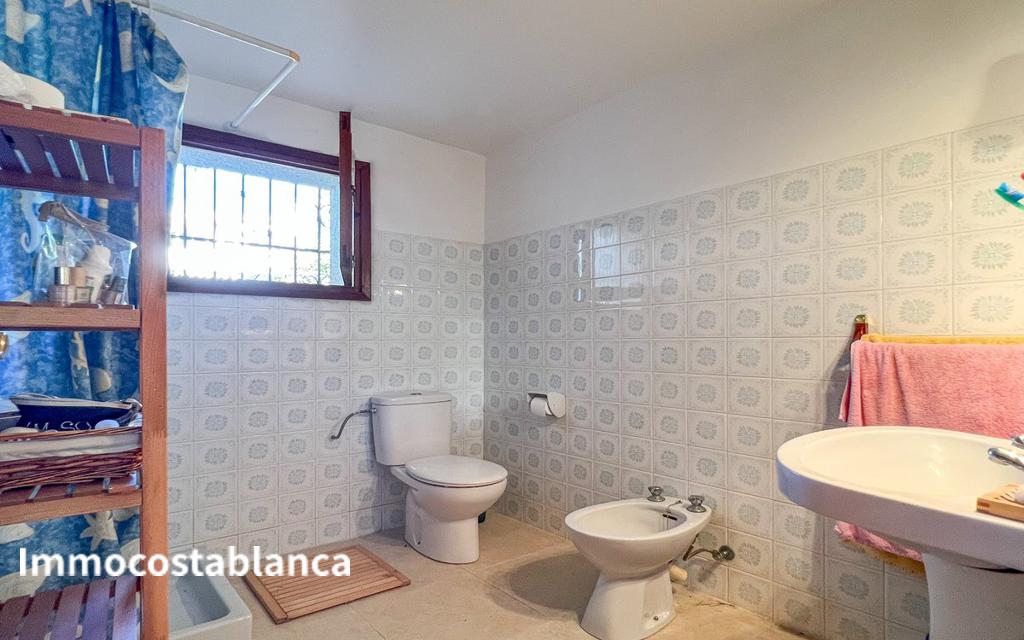 Detached house in Moraira, 248 m², 375,000 €, photo 1, listing 6528176
