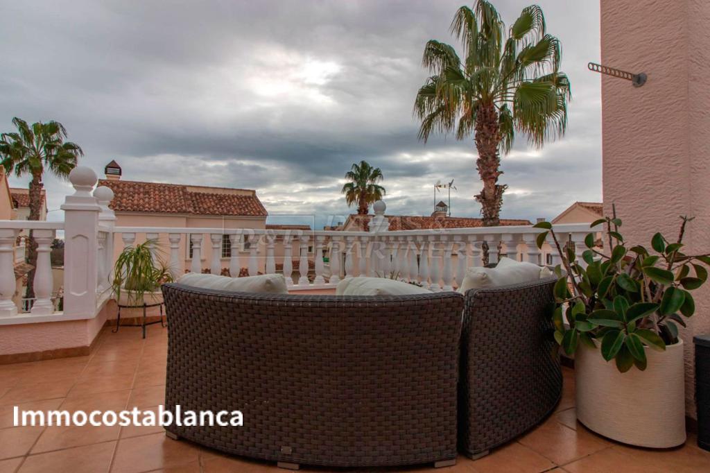 Townhome in Torrevieja, 98 m², 305,000 €, photo 8, listing 52321936