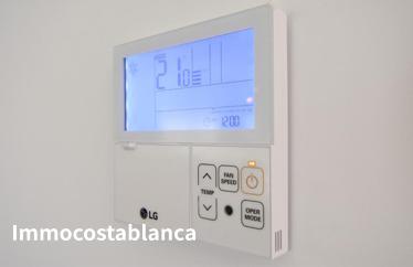 Apartment in San Miguel de Salinas, 73 m²