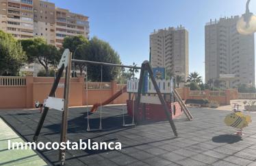 Apartment in El Campello, 180 m²