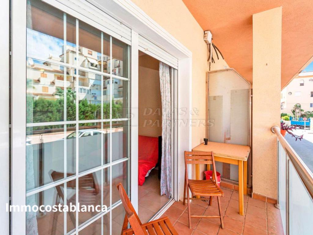 Apartment in Torrevieja, 63 m², 79,000 €, photo 3, listing 52608256