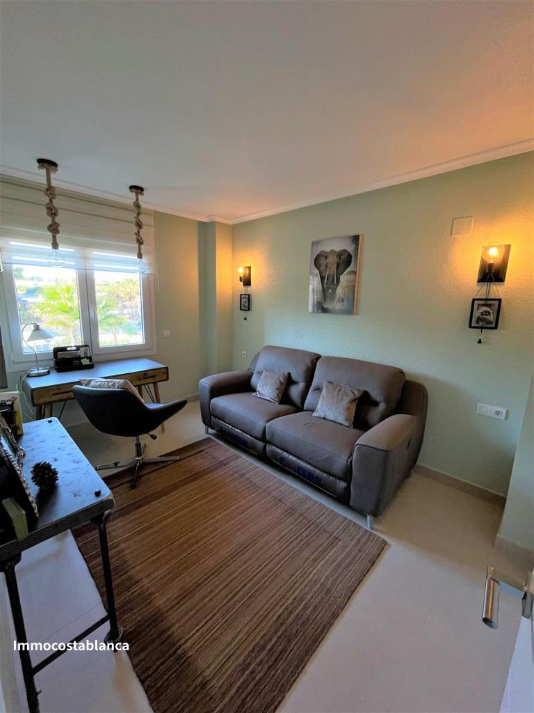 Apartment in Torrevieja, 175 m², 499,000 €, photo 3, listing 12156016