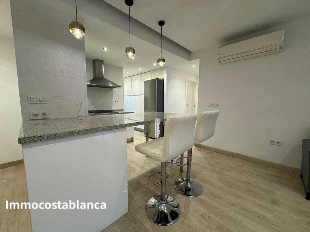 Apartment in Alicante, 121 m², 260,000 €, photo 1, listing 41610016