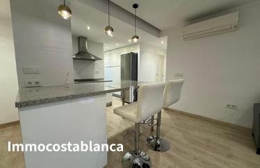 Apartment in Alicante, 121 m²