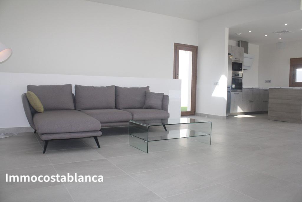 Villa in Alicante, 560,000 €, photo 1, listing 2840816