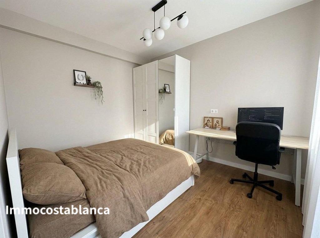 Apartment in Alicante, 91 m², 250,000 €, photo 2, listing 2410016