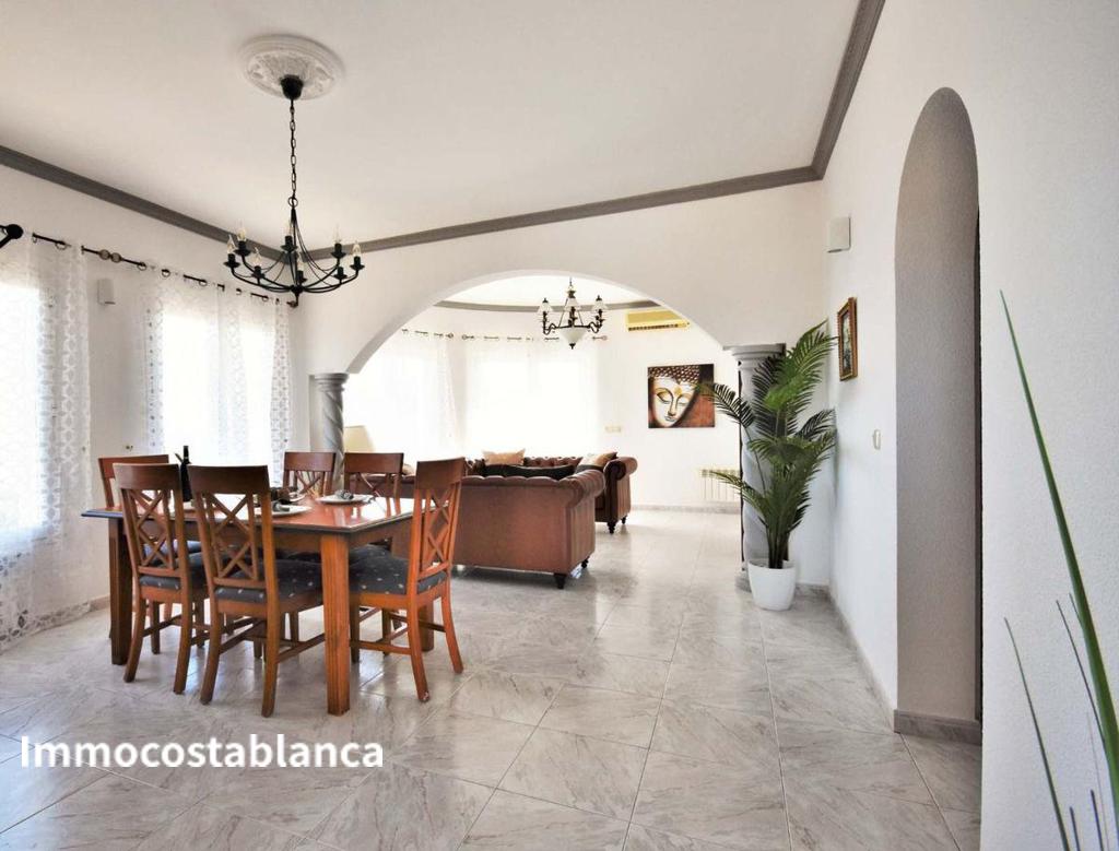 Villa in Calpe, 190 m², 420,000 €, photo 9, listing 19357856