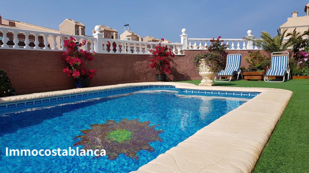 Terraced house in Santa Pola, 235,000 €, photo 2, listing 14389448