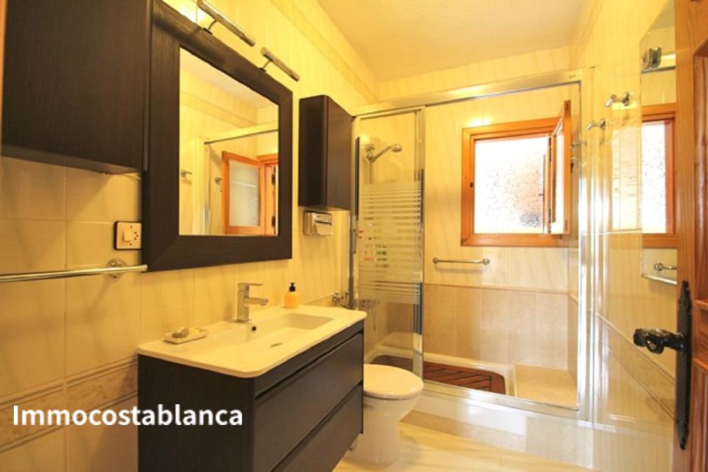 5 room villa in Torrevieja, 384,000 €, photo 8, listing 28626168