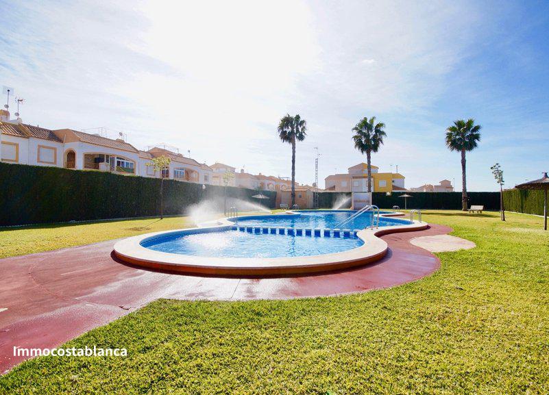 Detached house in Torrevieja, 55 m², 82,000 €, photo 2, listing 14029528