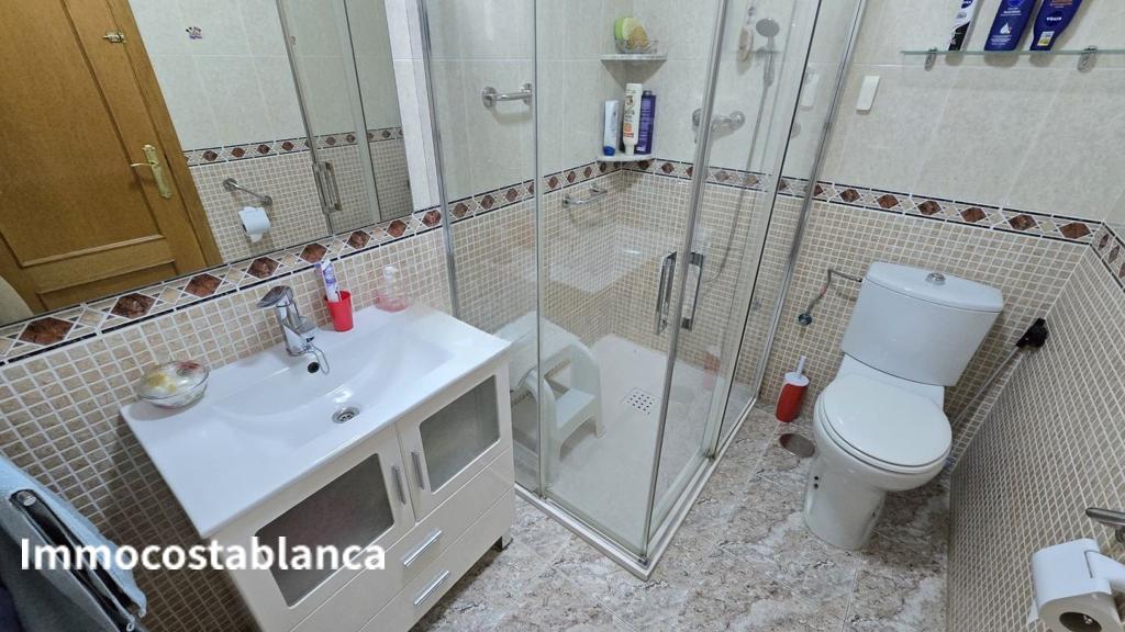 Apartment in Torrevieja, 112 m², 180,000 €, photo 6, listing 33050016