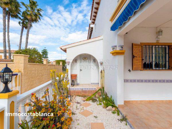 Townhome in Torrevieja, 70 m², 255,000 €, photo 2, listing 69775456